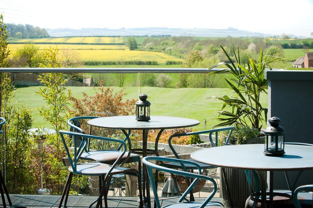 Bed and Breakfast The Bell, Alderminster à Stratford-upon-Avon Extérieur photo