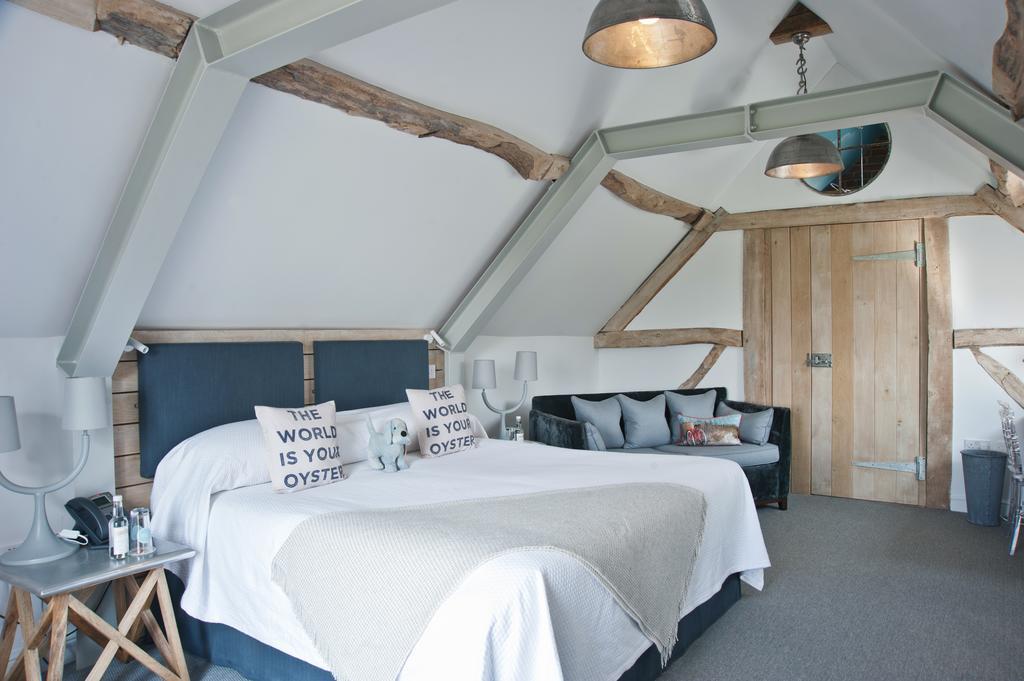 Bed and Breakfast The Bell, Alderminster à Stratford-upon-Avon Extérieur photo