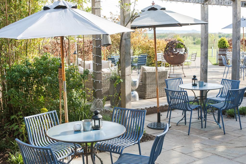Bed and Breakfast The Bell, Alderminster à Stratford-upon-Avon Extérieur photo
