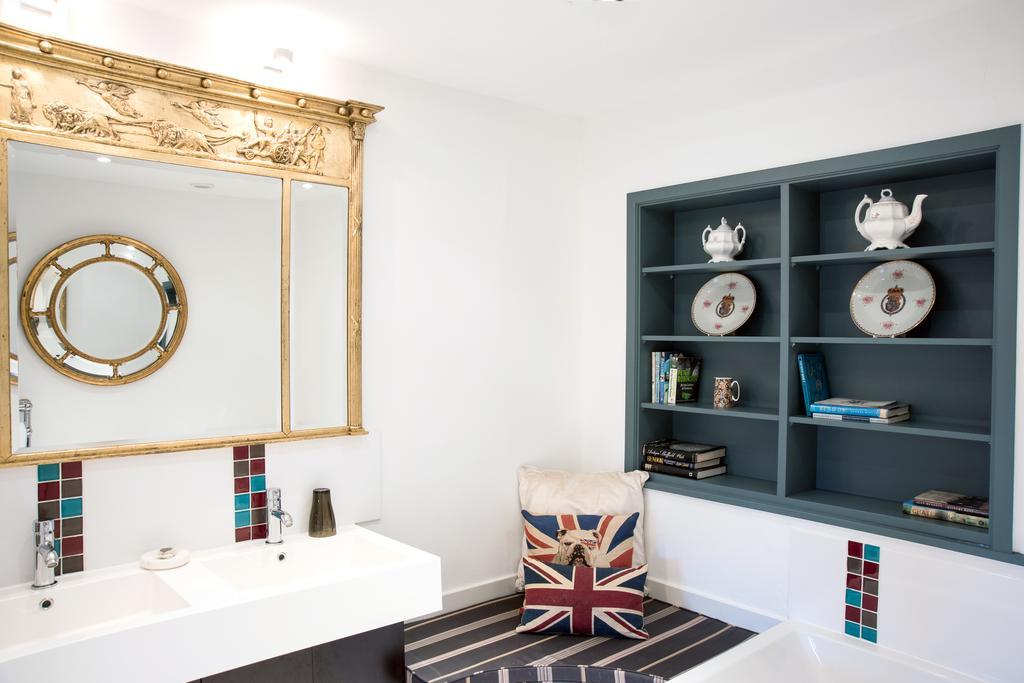 Bed and Breakfast The Bell, Alderminster à Stratford-upon-Avon Extérieur photo