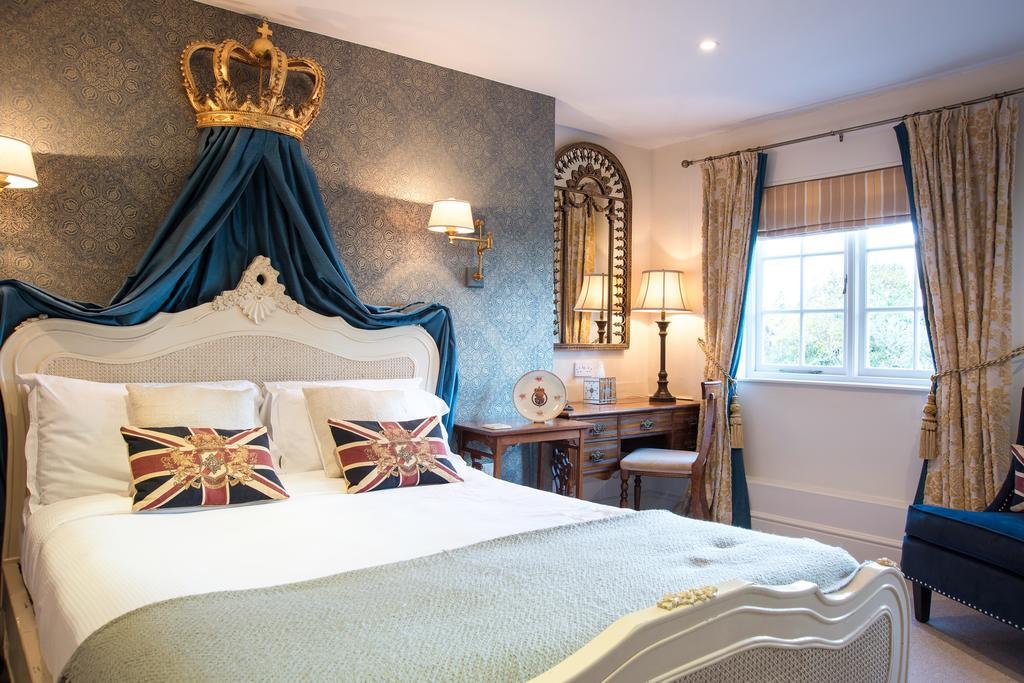 Bed and Breakfast The Bell, Alderminster à Stratford-upon-Avon Extérieur photo